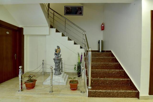 Hotel Bodh International Manāli Exterior foto